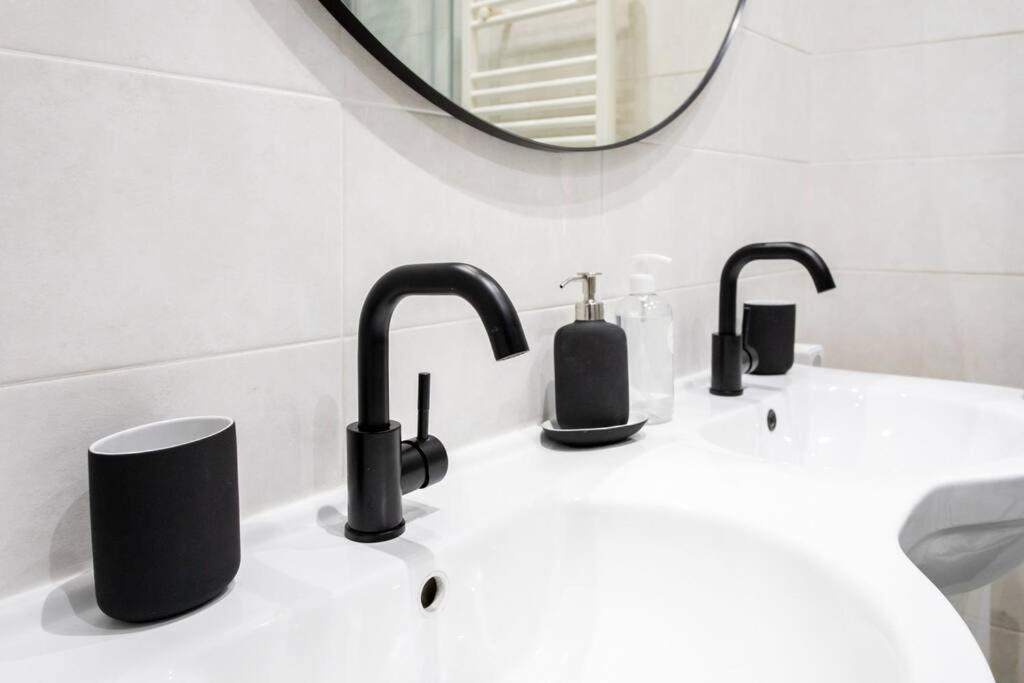 L7 Suite 5Mins Walk Old Town 3 Rooms Ac Wifi 니스 외부 사진